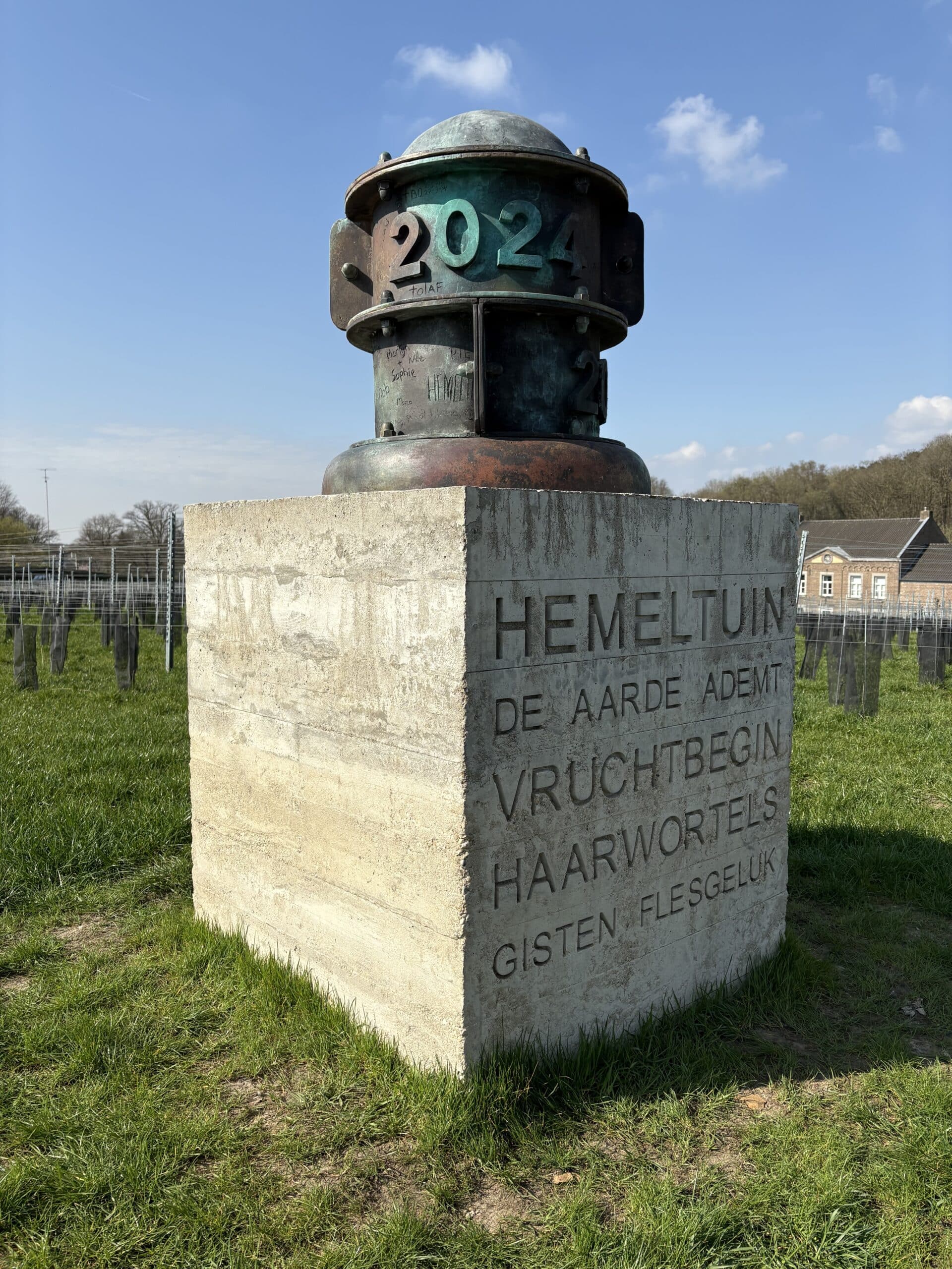 HEMELTUIN HEMELTUIN